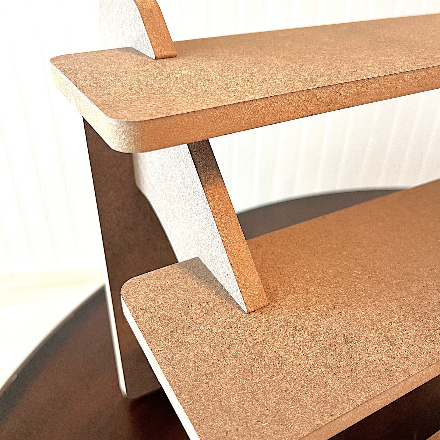 4-Tier Vendor Shelving Moisture Resistant MDF