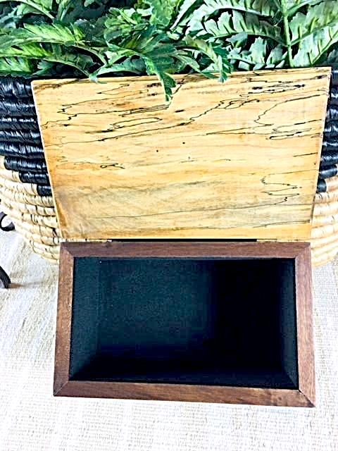 The Wyatt - Keepsake Solid Wood Box